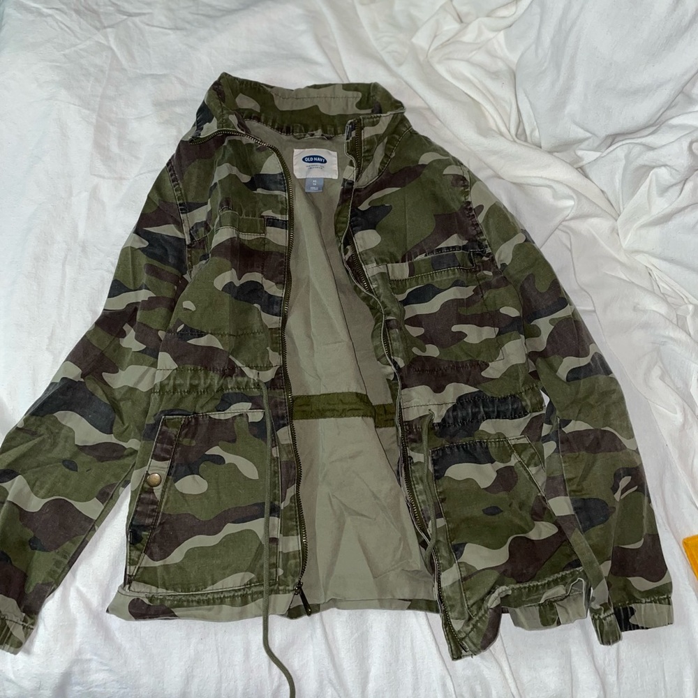 Army jacket with strings around waist